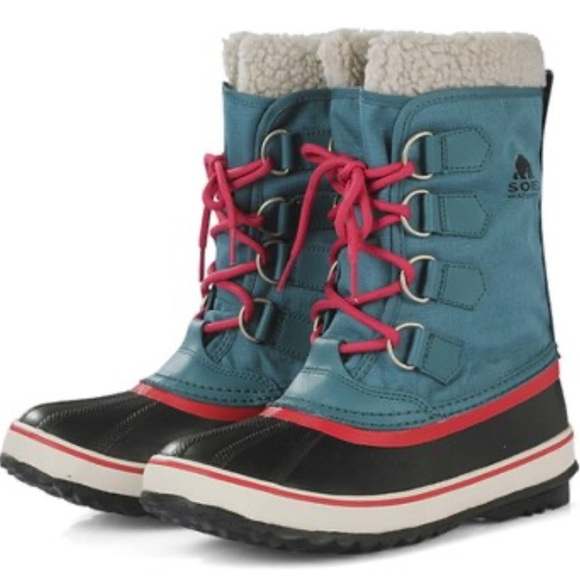 Sorel Shoes - Sorel Winter Carnival Boots Size 8.5